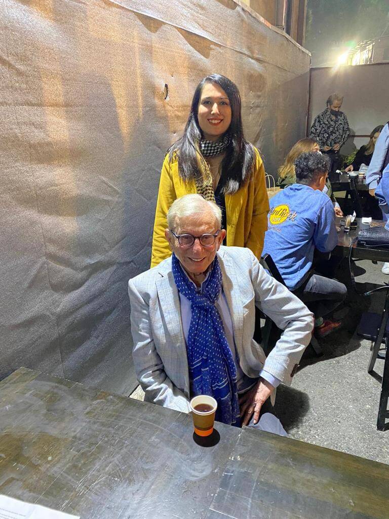 Söyleşinin sonu. Hatıra fotoğrafı çekimi.