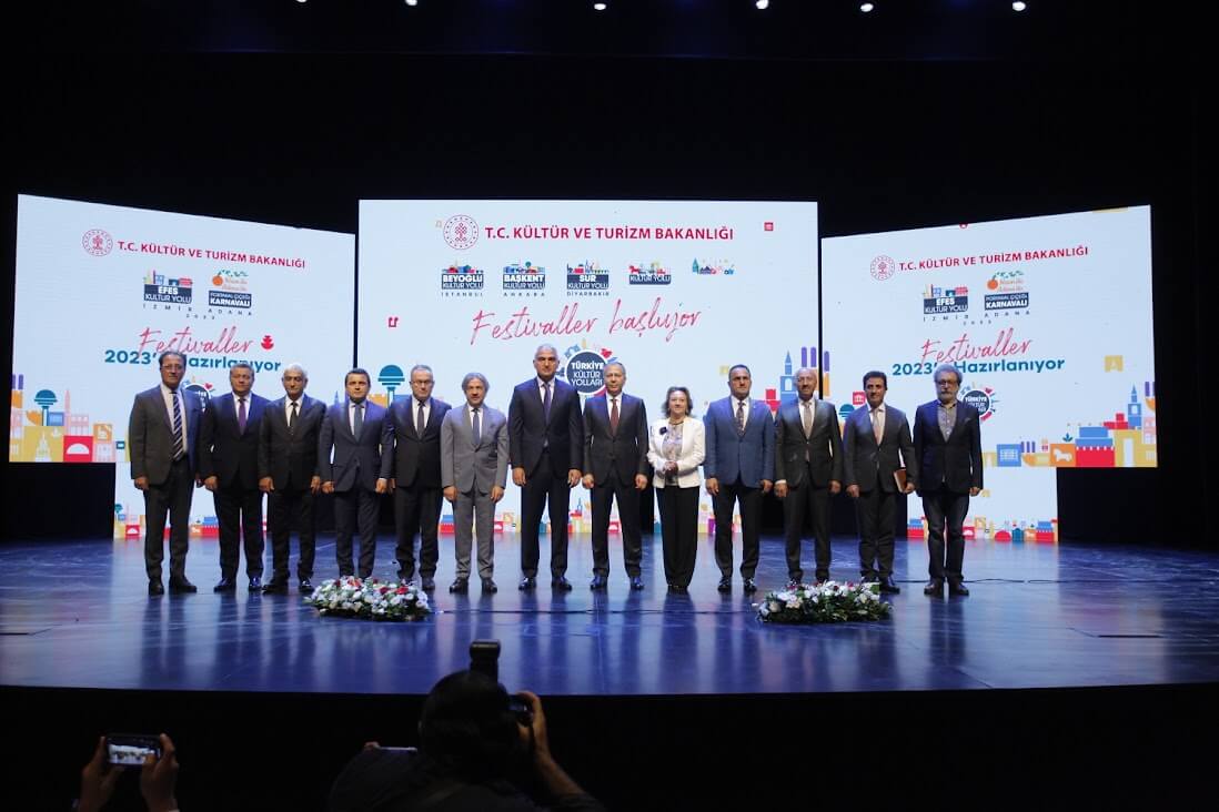 Türkiye Kültür Yolu Festivalleri Basin Toplantısı Toplu Fotoğraf Çekimi.